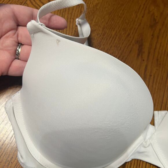 Maidenform Underwire Bra w/ Padding Size 38C - Picture 2 of 7